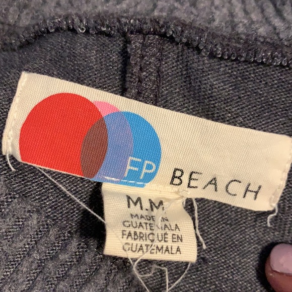 Grey super soft semi-balloon sleeve top - Picture 3 of 5